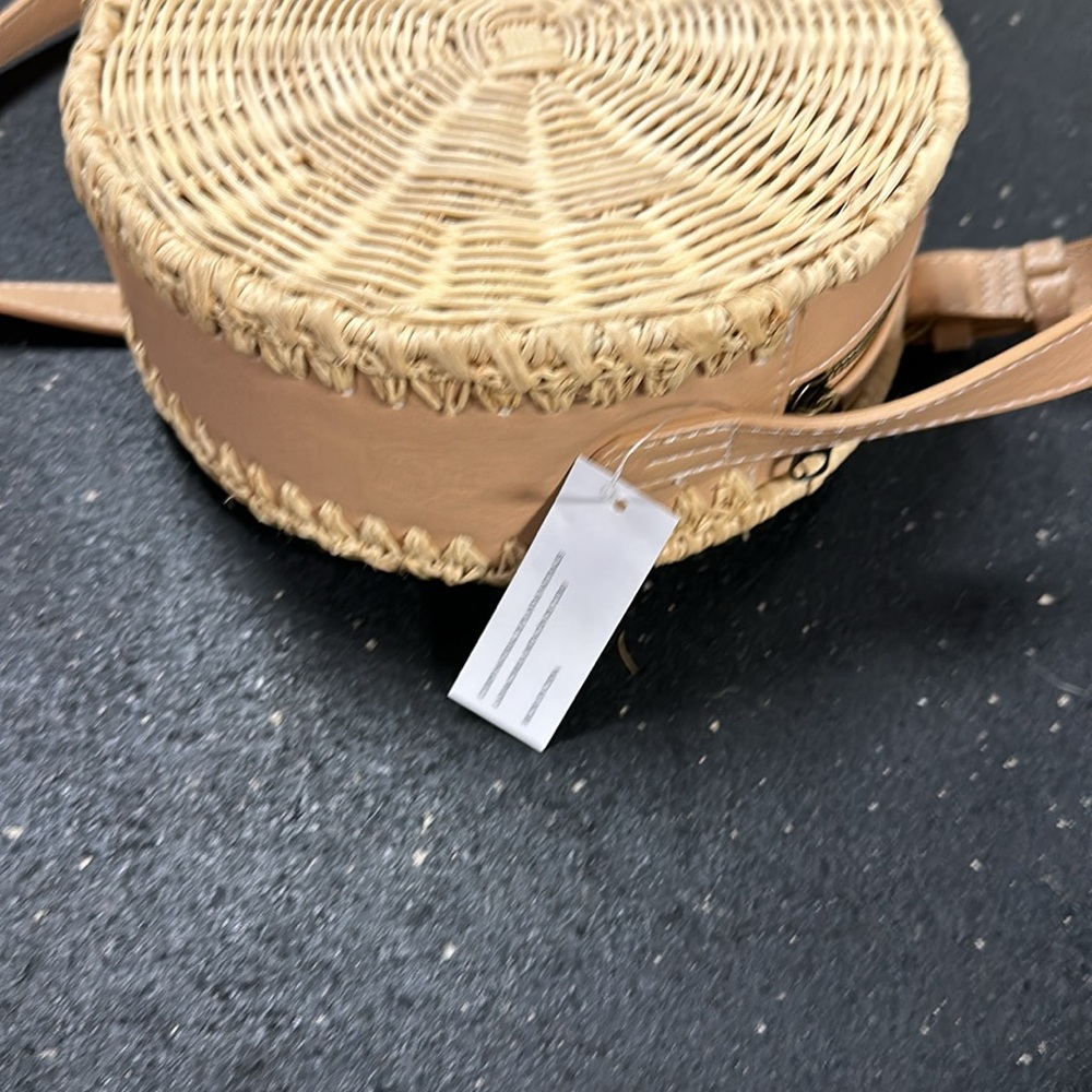 NWT Rattan bag - Picture 4 of 6